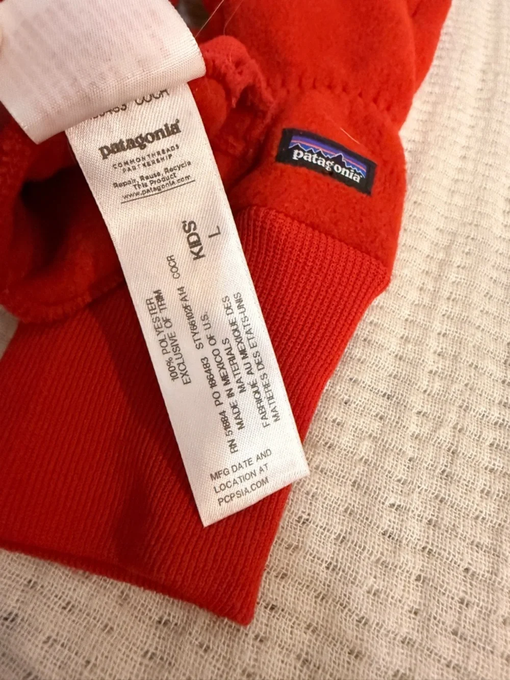 Patagonia Kids Red Fleece Mittens with Stretch Cuff